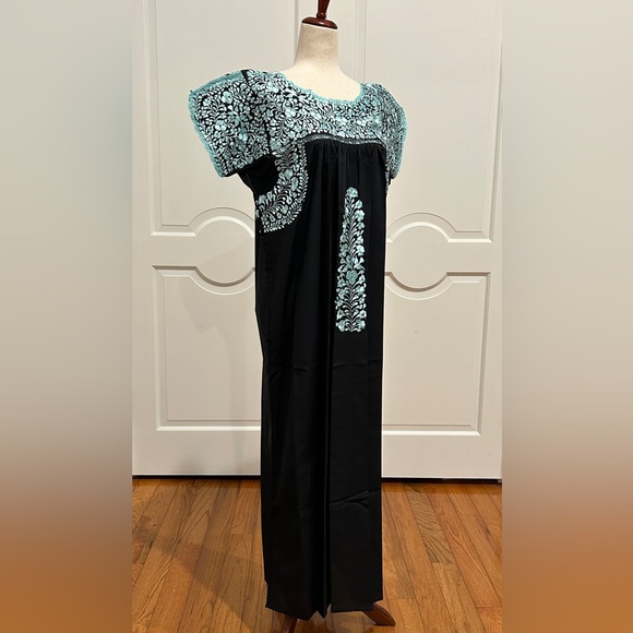 New. Handmade Dresses San Antonino Maxi Dressoaxaca Mexican